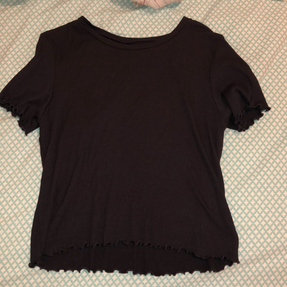 dark grey ribbed lettuce cut T-shirt